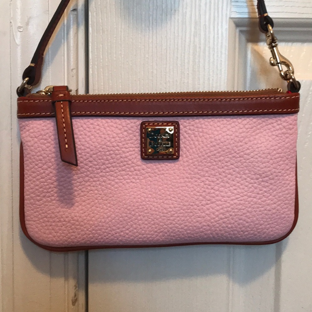 Dooney and Bourke baby pink clutch wallet